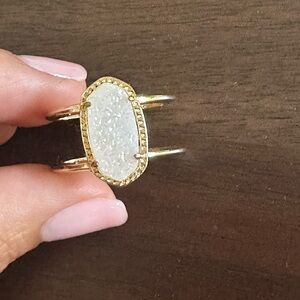 Kendra Scott Elyse ring - gold with white size 7
